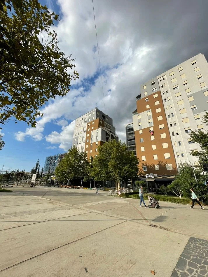 Tirane, shitet apartament 1+1 Kati 10, 74 m² 125.000 € (FUSHA E AVIACIONIT)