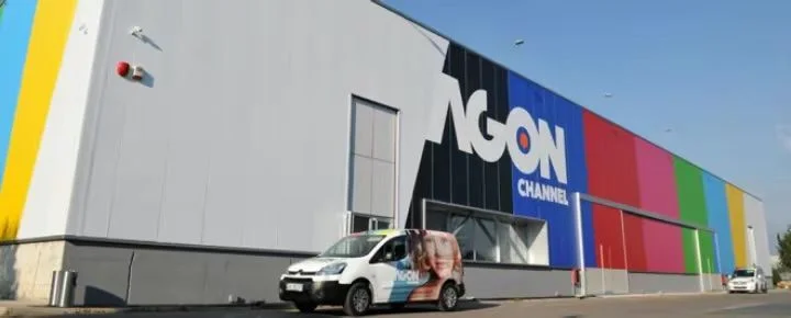 Tirane, shitet magazine Kati 0, 6.000 m² (Autostrada Tirane-Durres)