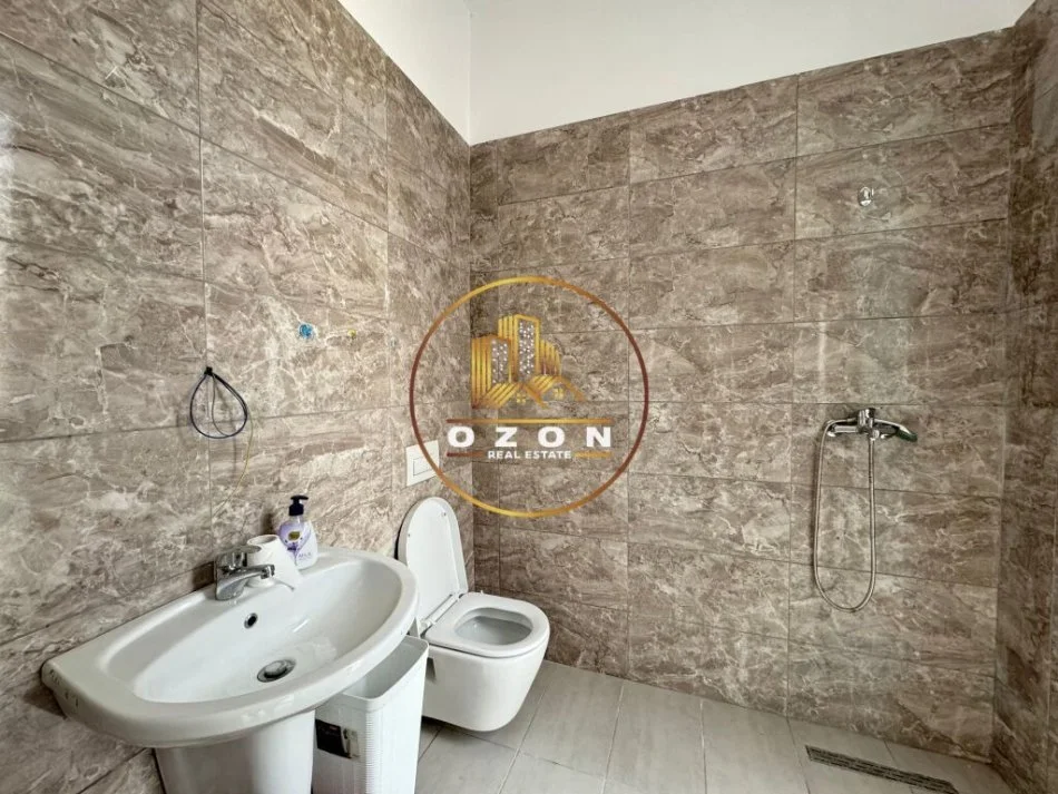 Apartament 3+1+2 për Shitje tek Nisharaku pranë Square 21!