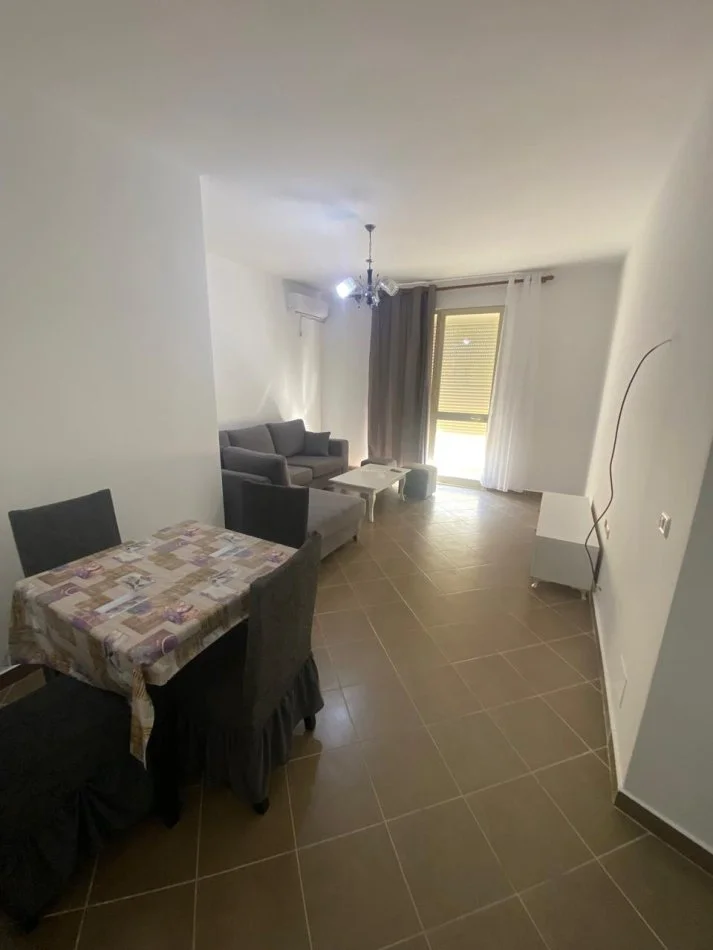 Tirane, Apartament 2+1  me qira Kati 6, 89 m² 450 € (Fresk)