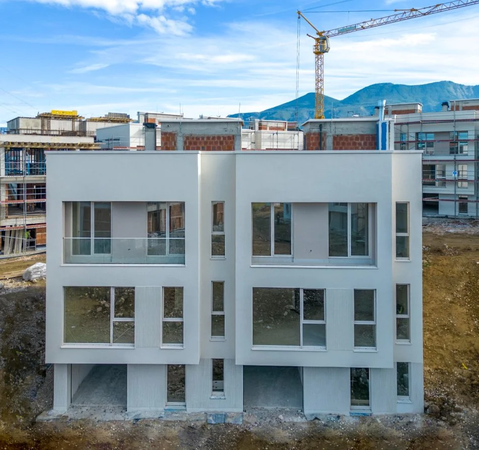 Tirane, shes Vile 3 Katshe Kati 3, 196 m² 360.000 € (Rruga e Turdive)