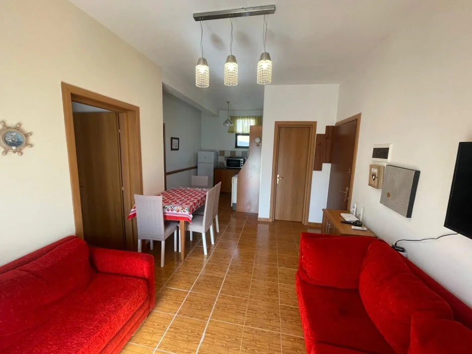 Durres, Apartament 2+1 me qira Kati 3, 78 m² 350 € ( Golem)