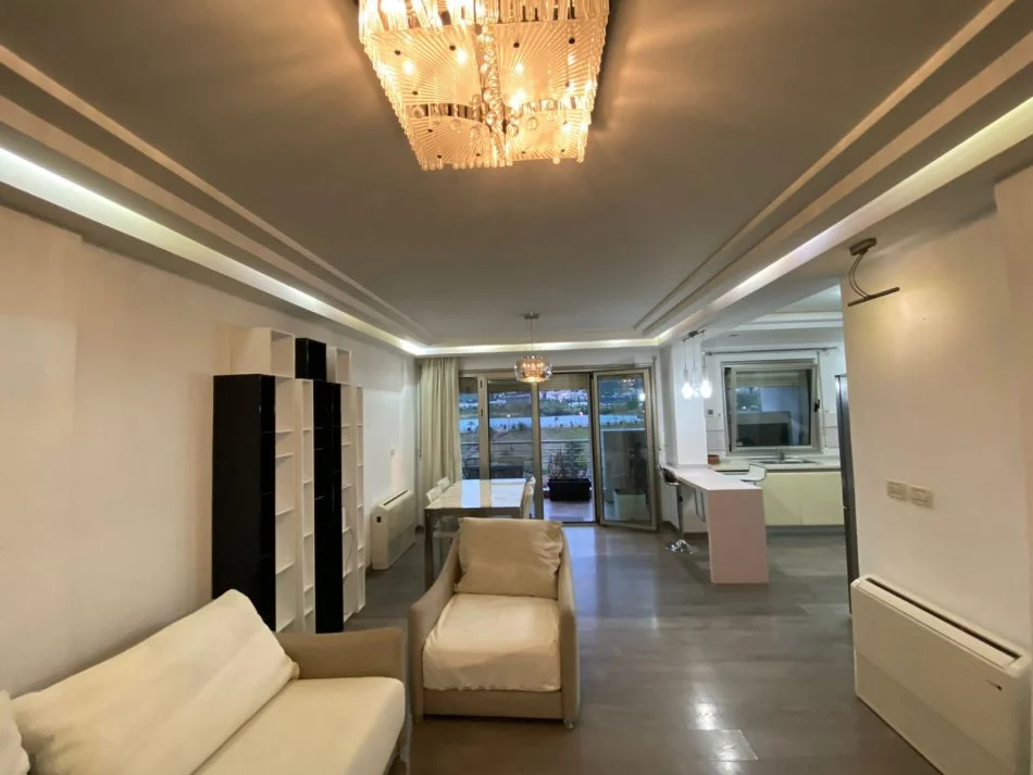 Tirane, jepet me qera apartament 3+1+Aneks+Ballkon Kati 3, 133 m² 2.000 € (RRUGA SAMI FRASHERI)