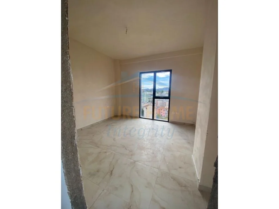 Tirane, shitet apartament 3+1 Kati 6, 168 m² 274.500 € (MIHAL GRAMENO)