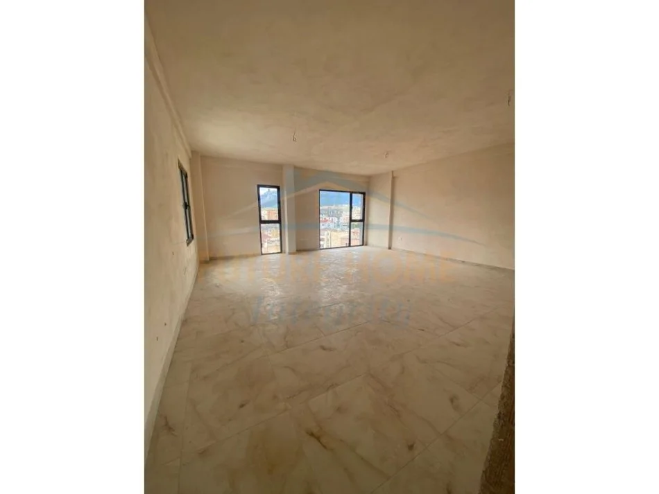 Tirane, shitet apartament 3+1 Kati 6, 168 m² 274.500 € (MIHAL GRAMENO)