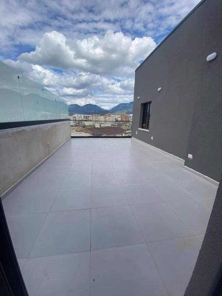 Tirane, shitet apartament 3+1 Kati 6, 168 m² 274.500 € (MIHAL GRAMENO)