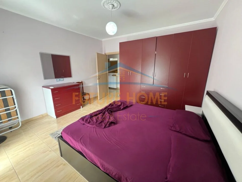 Vlore, jepet me qera apartament 2+1 Kati 2, 70 m² 400 € (Uje i ftohte) PRO+44531