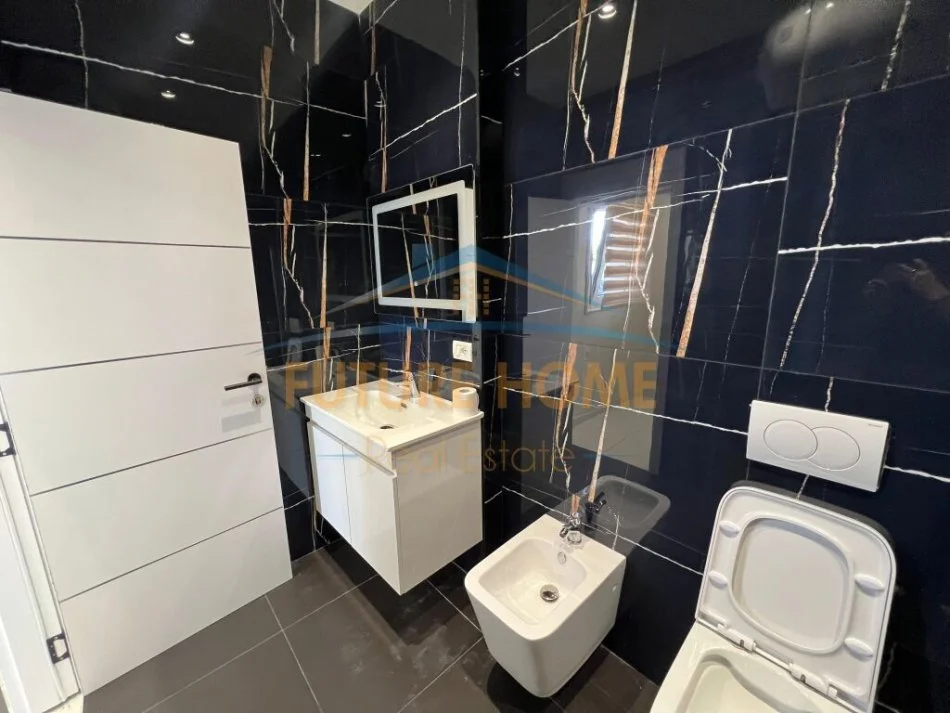 Vlore, shitet apartament 1+1 Kati 0, 32 m² 72.000 € (Te Tiku dhe Mato) PRO+44389