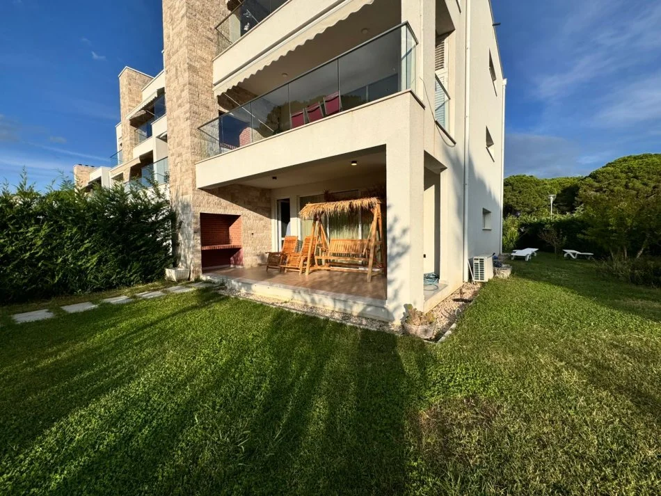 Durres, shitet apartament 2+1 Kati 1, 104 m² 390.000 € (SAN PIETRO)