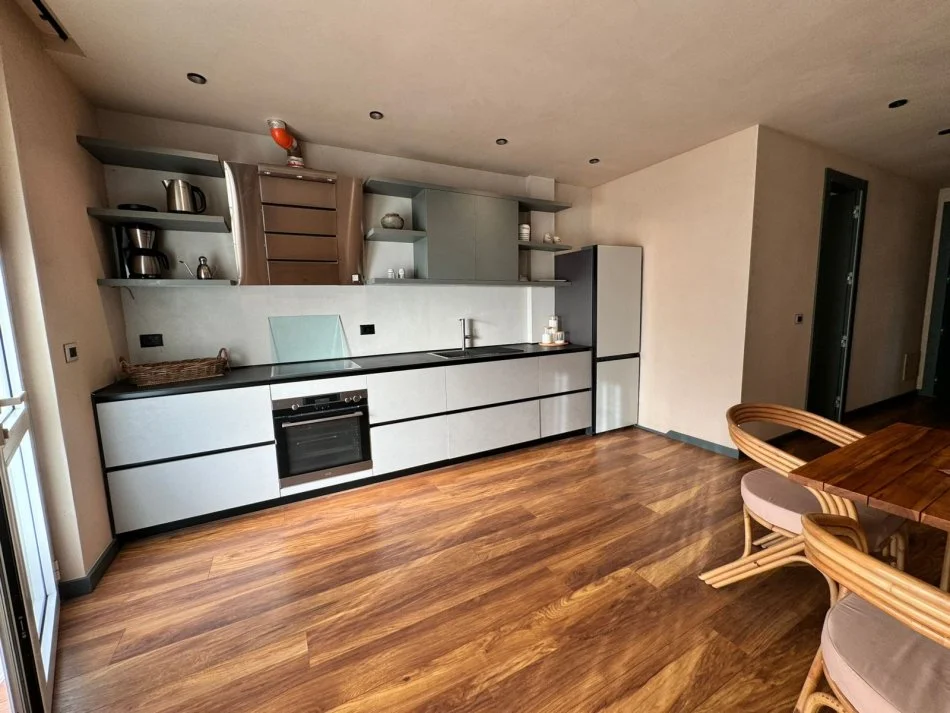 Durres, shitet apartament 2+1 Kati 1, 104 m² 390.000 € (SAN PIETRO)