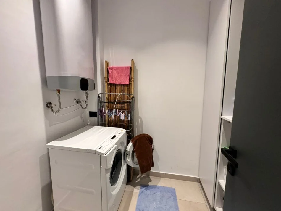 Durres, shitet apartament 2+1 Kati 1, 104 m² 390.000 € (SAN PIETRO)