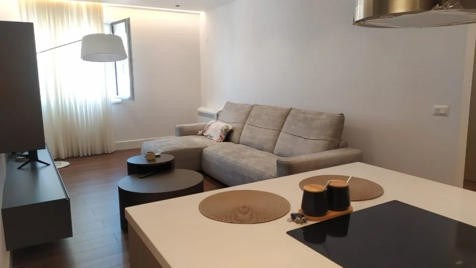 Tirane, shitet apartament 2+1+Ballkon Kati 6, 99 m² 177.000 € (GRAND GALLAERY)