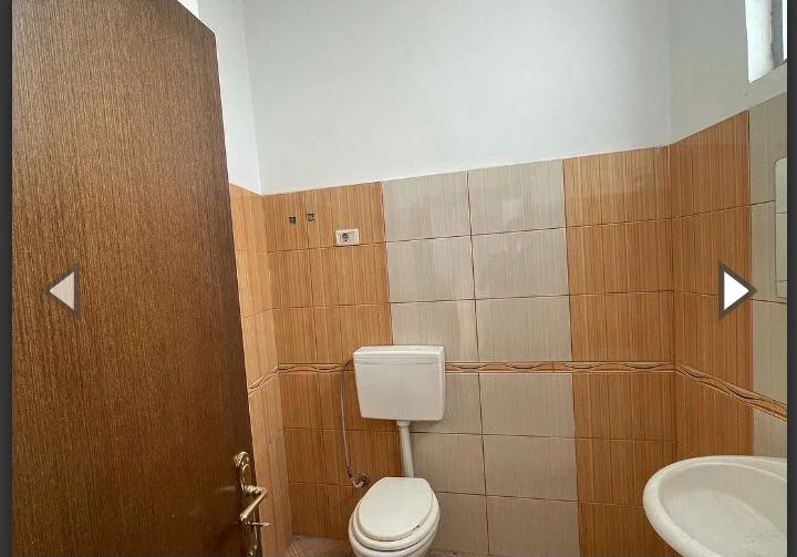 Vlore, shitet ambjent biznesi Kati 2, 80 m² 60.000 € (100 M larg Spitali Rajonal, Vlore) RV44679