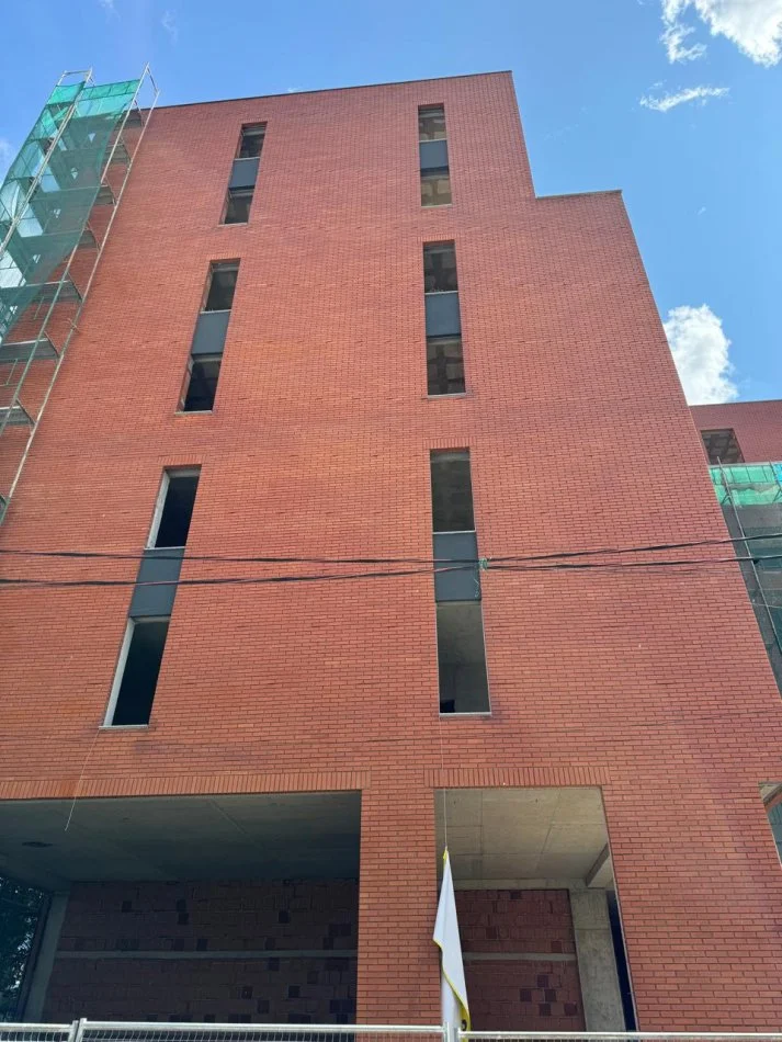 Tirane, shitet apartament 2+1+Ballkon , 95 m² 90.478 € (Unaza e Madhe Paskuqan)