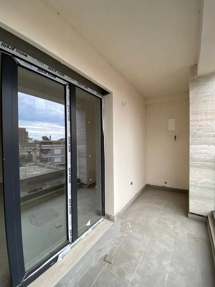 Tirane, shitet apartament 2+1+Aneks+Ballkon Kati 2, 109 m² 180.000 € (RRUGA JORDAN MISJA)