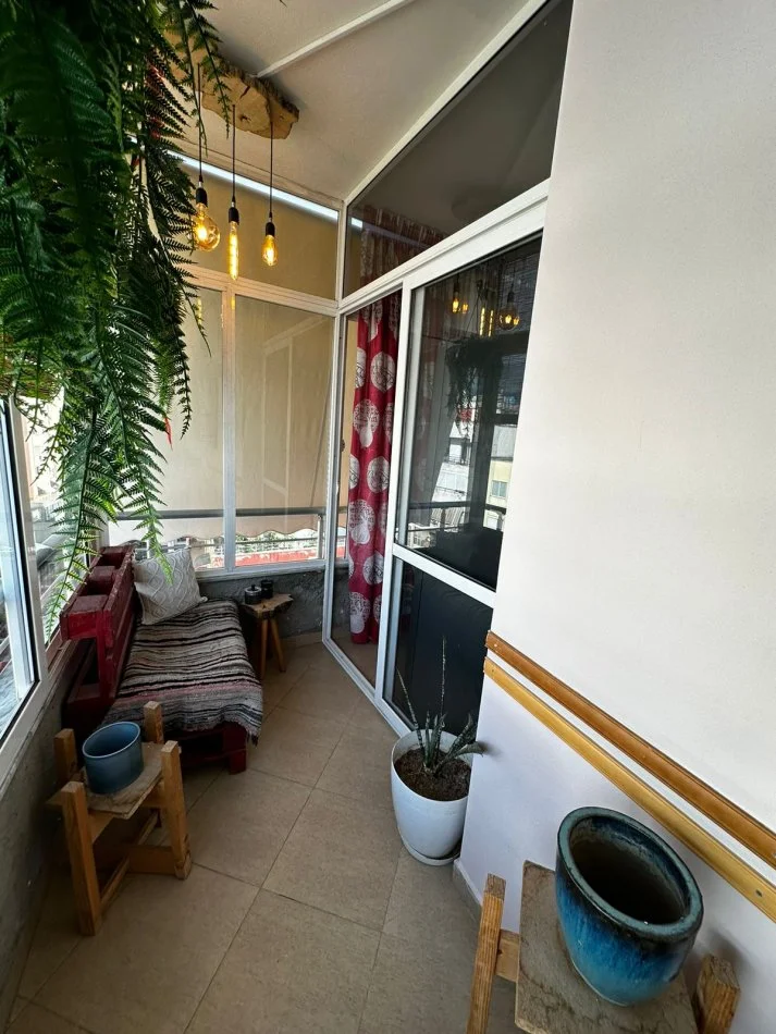 Tirane, jepet me qera apartament 2+1+Ballkon Kati 8, 120 m² 550 € (astir)