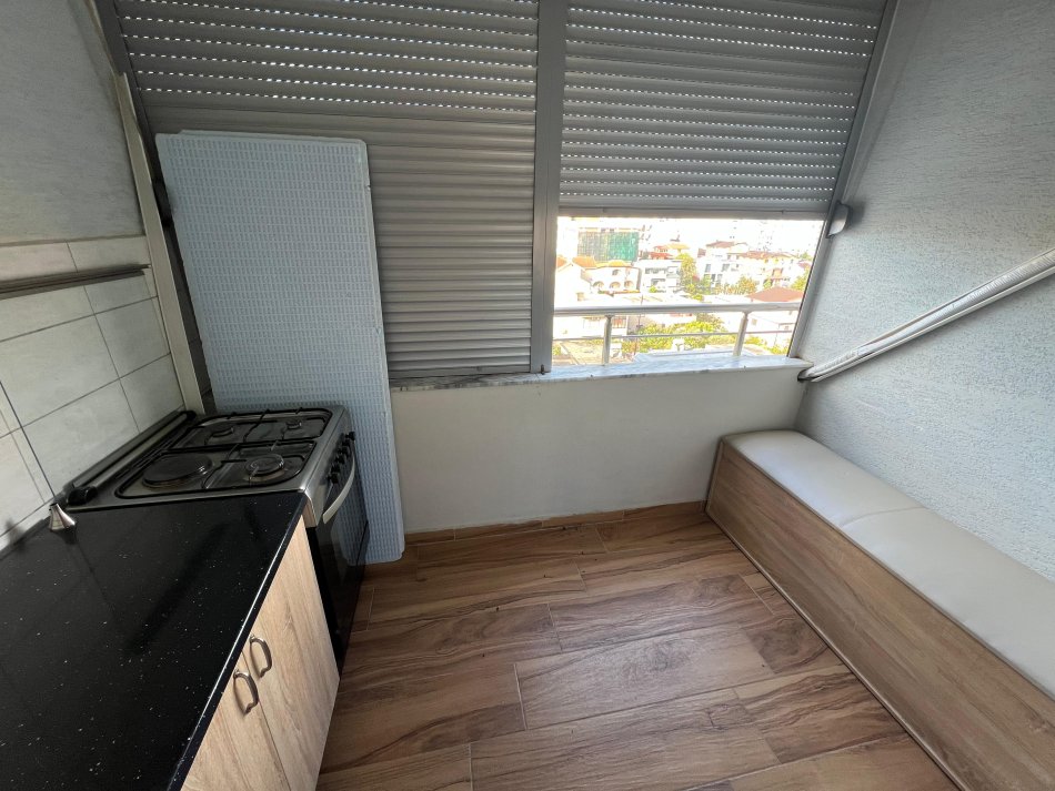 Durres, shitet apartament 2+1+Ballkon Kati 6, 90 m² 120.000 € (PRAN UKD)