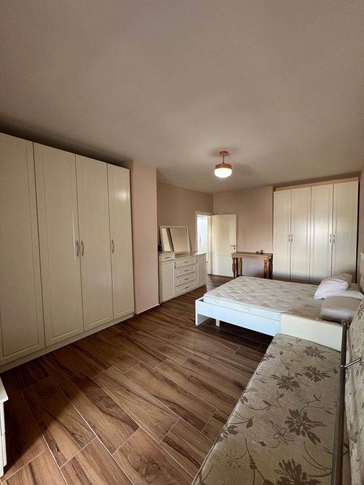 Durres, shitet apartament 2+1+Ballkon Kati 6, 90 m² 120.000 € (PRAN UKD)