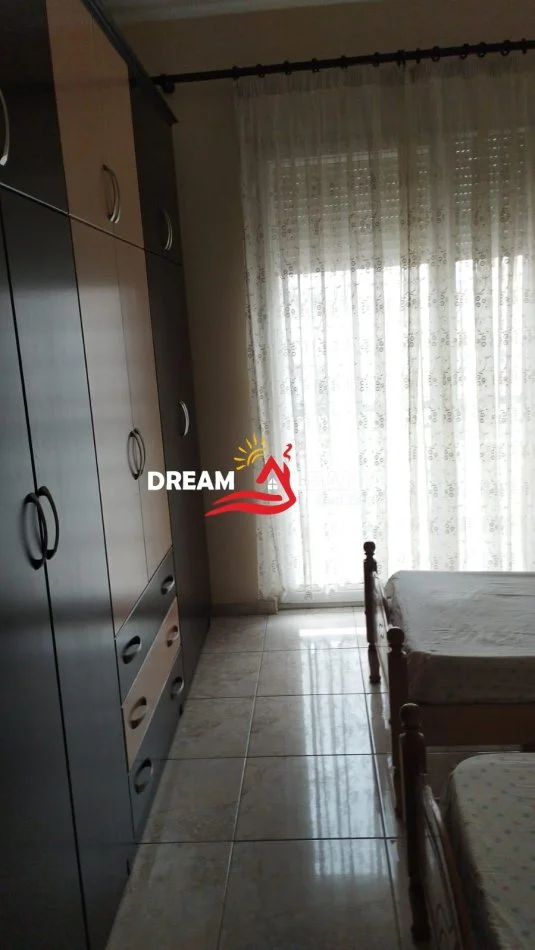Tirane, jepet me qera apartament 2+1 , 100 m² 500 € (Tek Terminali Jug-Veri)