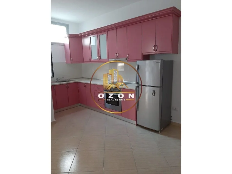 Apartament 1+1 për Shitje në Lungomare,Vlorë!