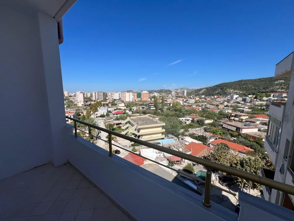 Vlore, shitet apartament 2+1 Kati 8, 117 m² 204.750 € (Lungomare) RV44894