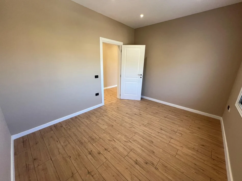 Vlore, shitet apartament 2+1 Kati 8, 117 m² 204.750 € (Lungomare) RV44894