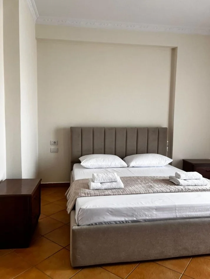 Vlore, jap me qera apartament 2+1+Ballkon Kati 6, 300 € 