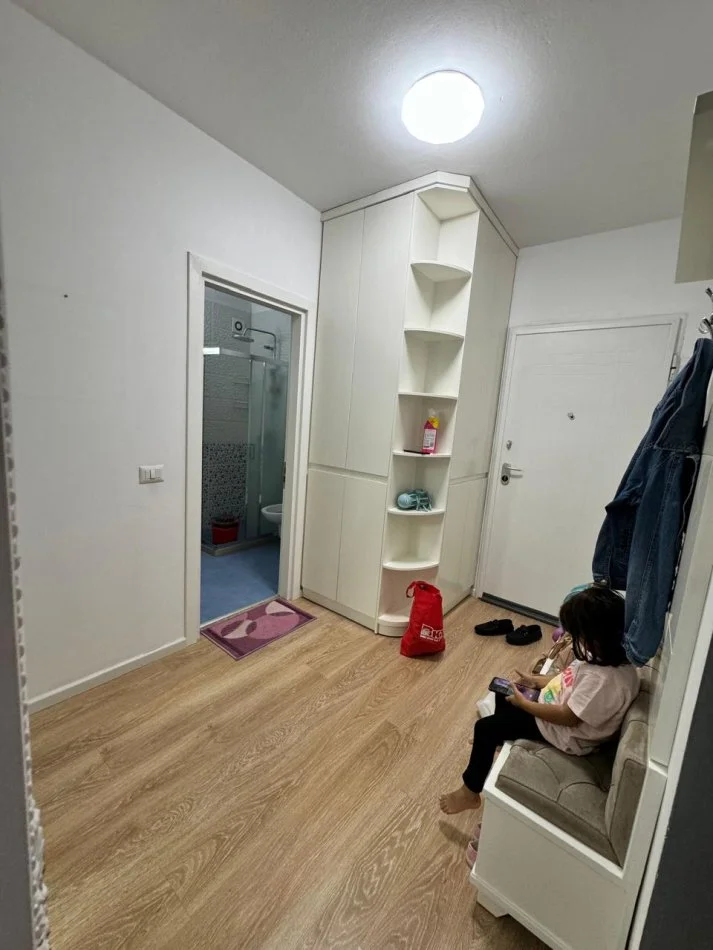 QIRA 1+1, NE XHAMLLIK (RR. E KAVAJES), TIRANE, 480 EURO