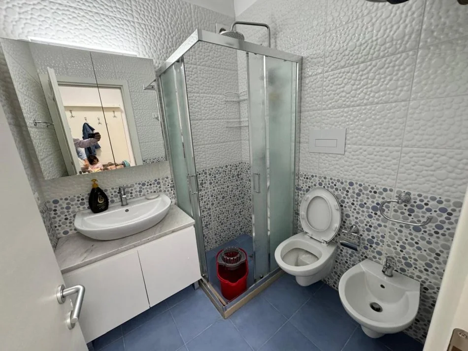 QIRA 1+1, NE XHAMLLIK (RR. E KAVAJES), TIRANE, 480 EURO