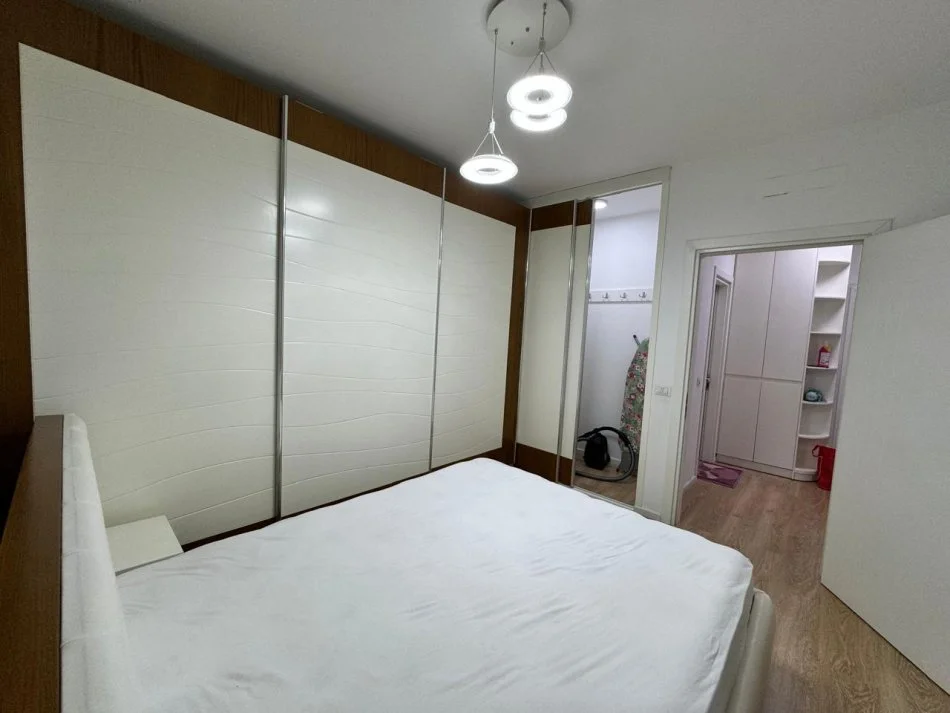 QIRA 1+1, NE XHAMLLIK (RR. E KAVAJES), TIRANE, 480 EURO