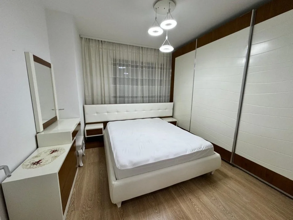 QIRA 1+1, NE XHAMLLIK (RR. E KAVAJES), TIRANE, 480 EURO