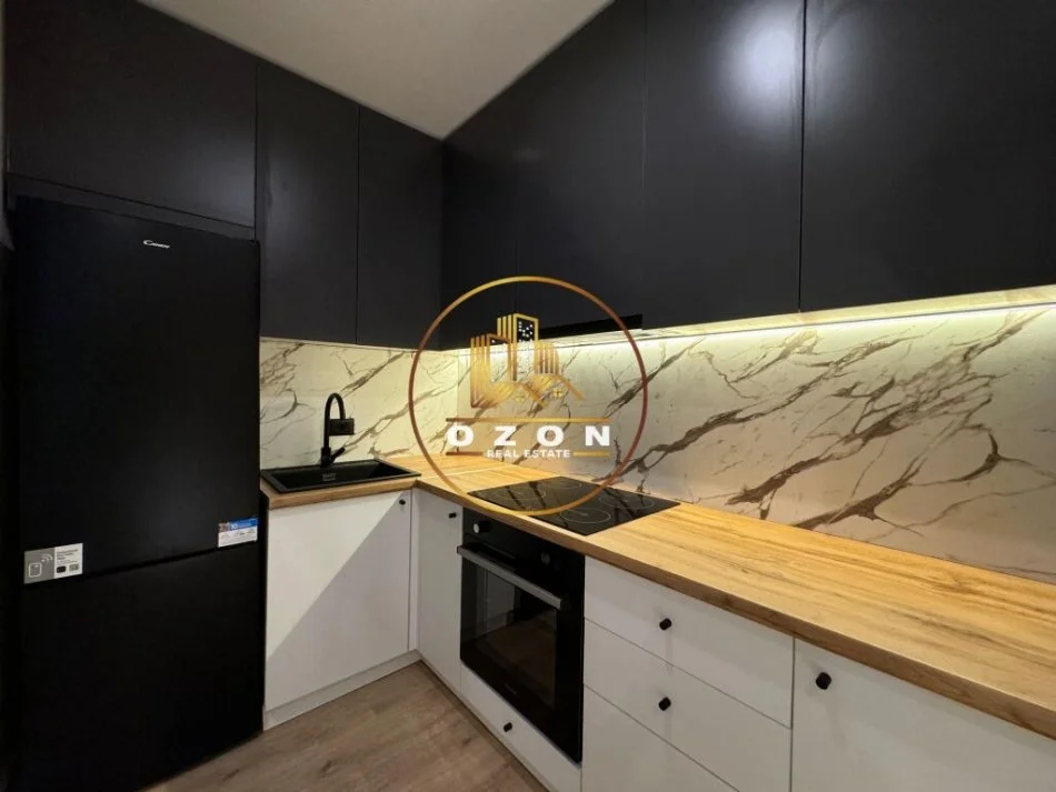 Apartament 1+1 për Shitje pranë Pazarit të Ri, Rruga Tefta Tashko Koço!