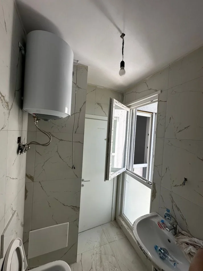 Tirane, shitet apartament 2+1+Ballkon Kati 4, 109 m² 115.000 € (univers city QTU)