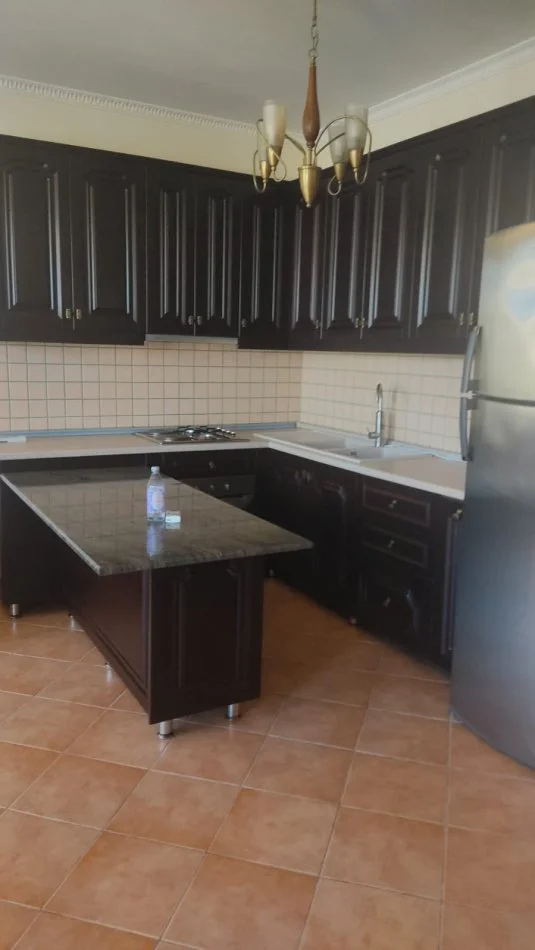 Tirane, Apartament 1+1 me qira  Kati 6, 68 m² 500 € Ambasada Amerikane