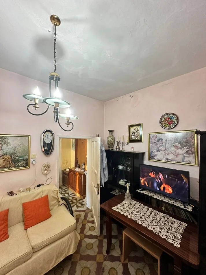 Durres, shitet shtepi 1+1+Aneks Kati 0, 156 m² 125.000 € (Rruga Mujo Ulqinaku)