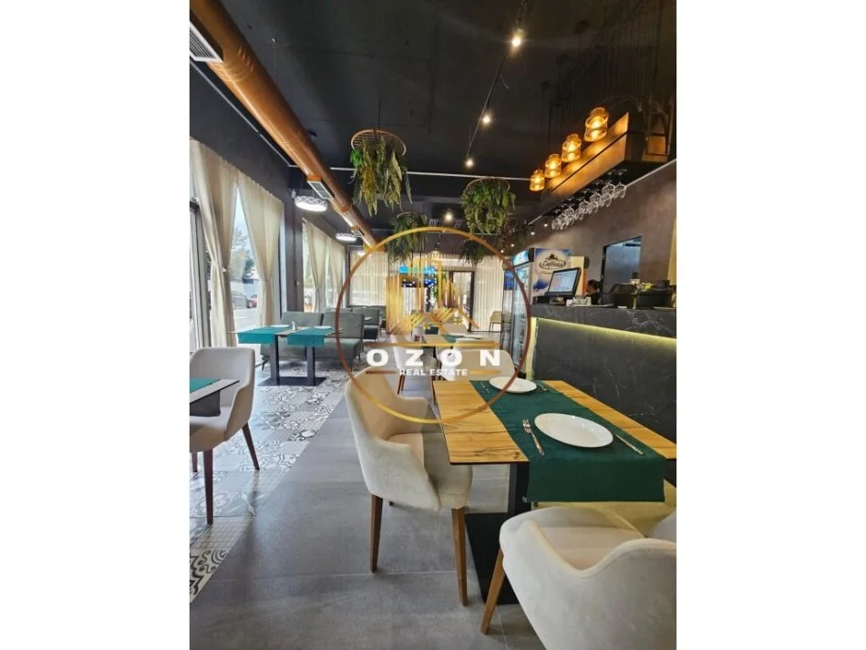 Tirane, shitet bar-resorant Kati 1, 200 m² 120.000 € (kinostudio)