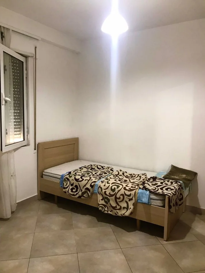 Tirane, jepet me qera apartament 2+1 , 93 m² 600 € (Don Bosko)