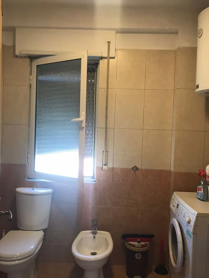 Tirane, jepet me qera apartament 2+1 , 93 m² 600 € (Don Bosko)