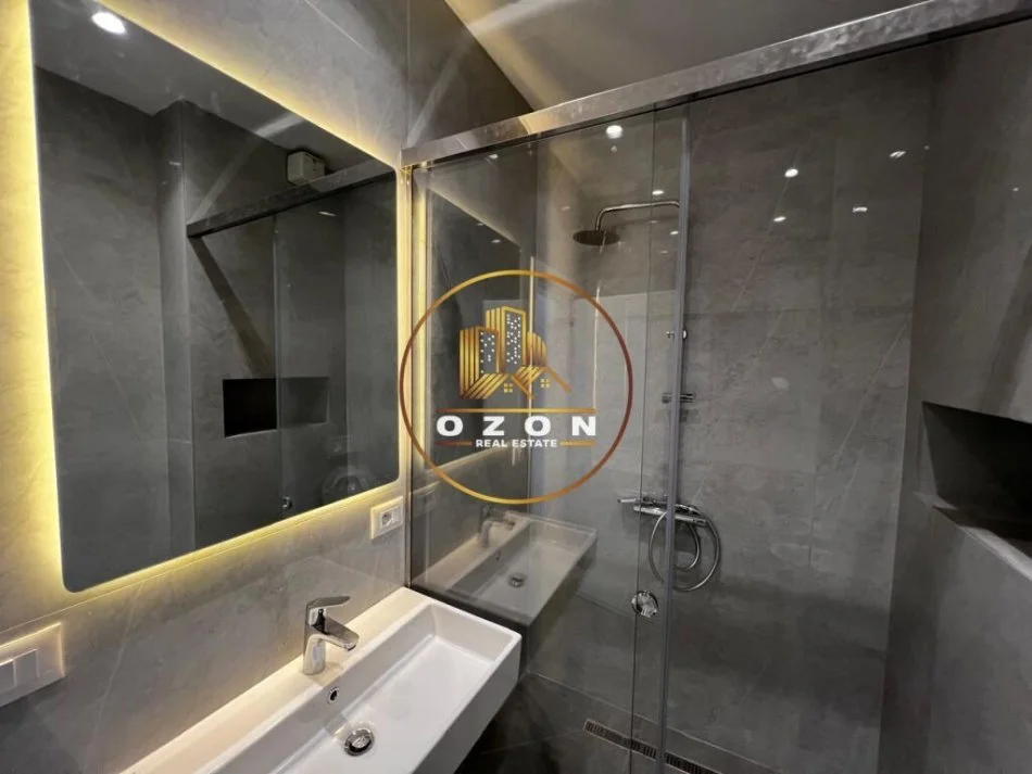 Apartament 2+1+2 për biznes me qira në Tirana Garden Building, Rruga e Kavajës!