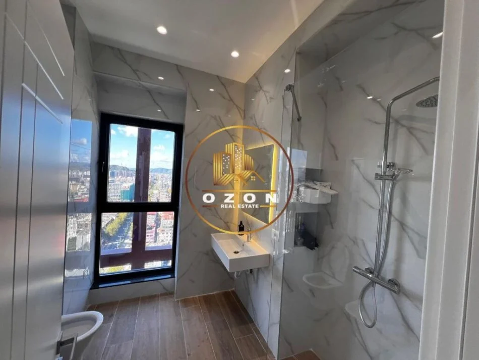 Apartament 2+1+2 për biznes me qira në Tirana Garden Building, Rruga e Kavajës!