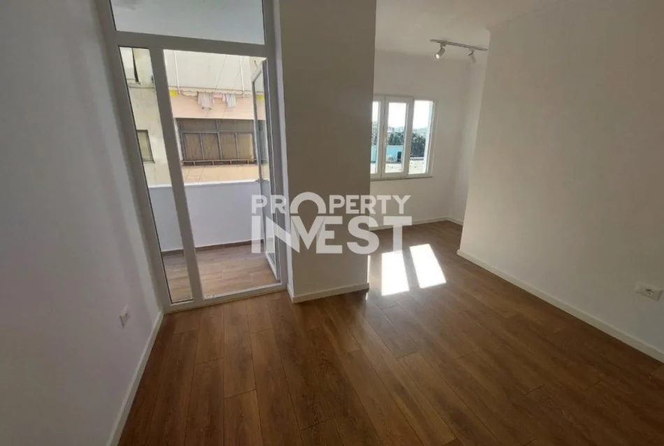 Tirane, shitet apartament 2+1+Ballkon , 90 m² 185.000 € (rruga e Dibres,Medreseja)