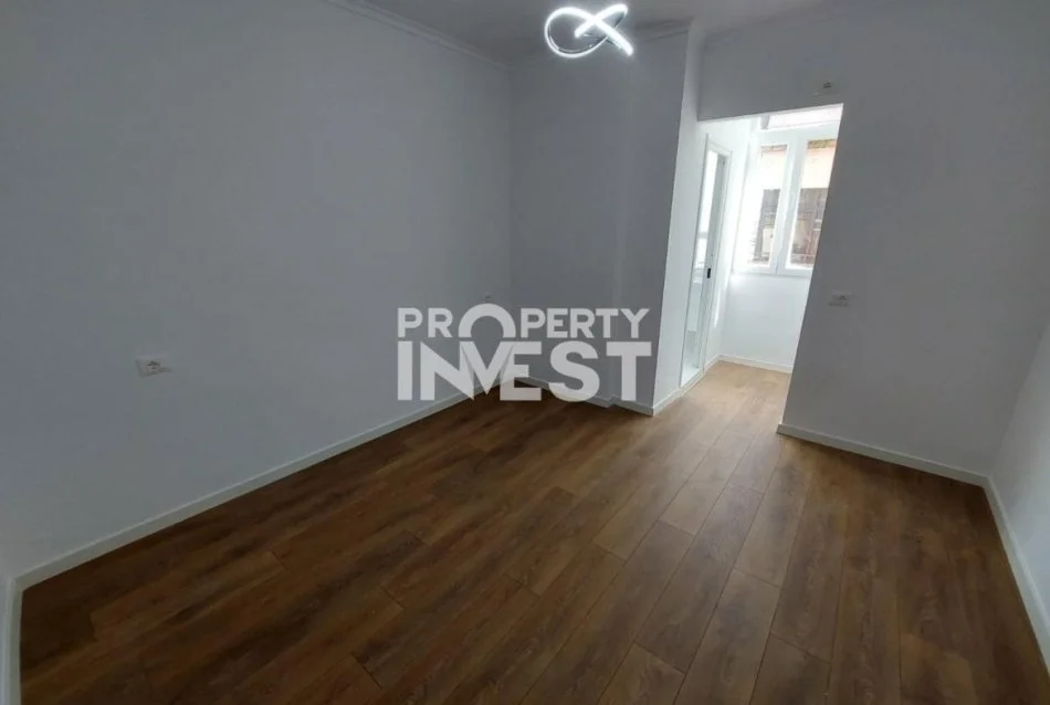 Tirane, shitet apartament 2+1+Ballkon , 90 m² 185.000 € (rruga e Dibres,Medreseja)