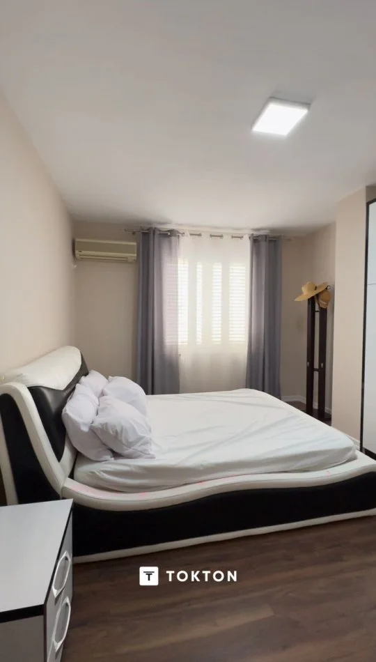 Tirane, shitet apartament 3+1 Kati 6, 141 m² 280.000 € (Rr.Medar Shtylla)