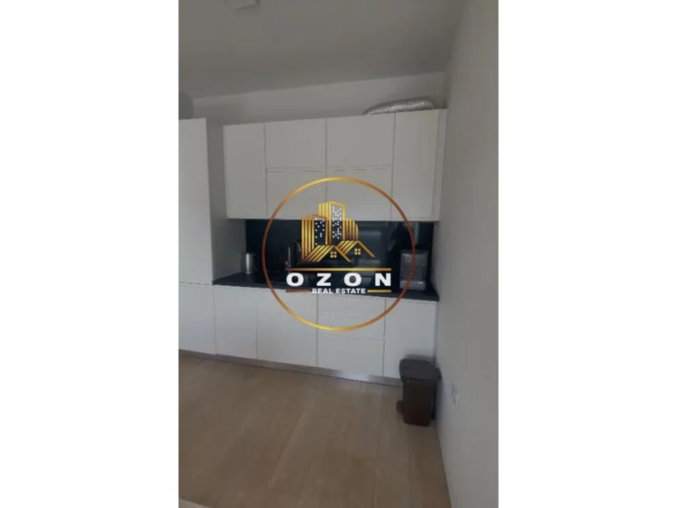 Apartment 2+1+2 për Qira tek Rruga e Kosovarëve!