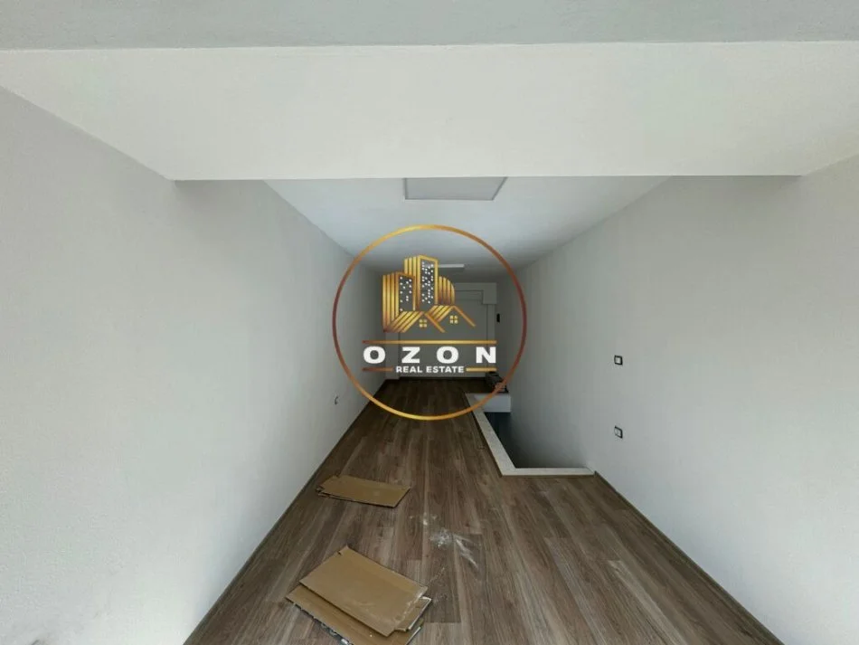 Jepet Ambient Biznesi me Qira Buzë Rruge Myslym Shyr!