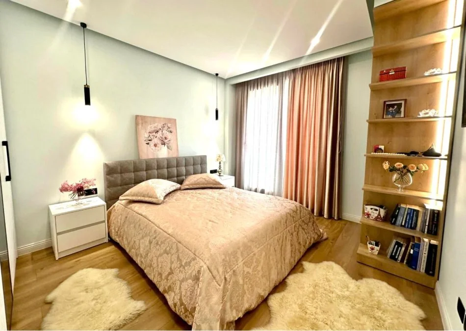 Me Qera: 3+1 +2wc & Verandë e Madhe 📍Sofia Residence - TEG (Perballe) ++2 P.Parkimi | Modern Design ( 2.500 €/muaj )