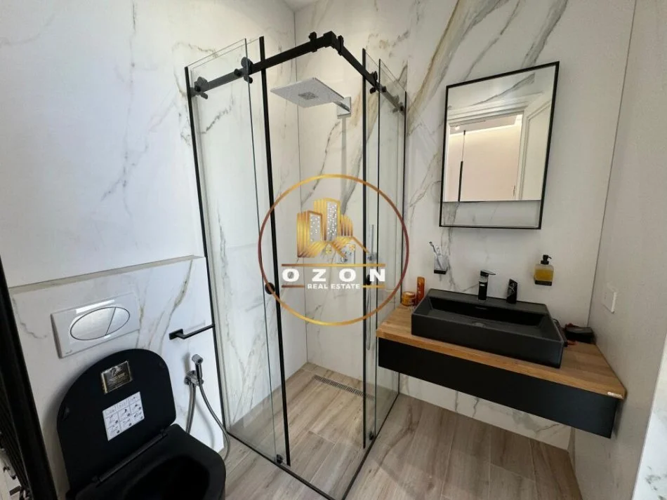 Apartament 2+1+2 për Qira tek Nisharaku pranë Square 21!