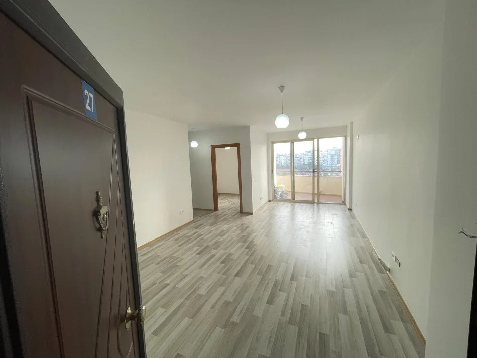 Tirane, shes apartament 2+1 Kati 7, 110 m² 137.500 € (Rruga Besim Alla)