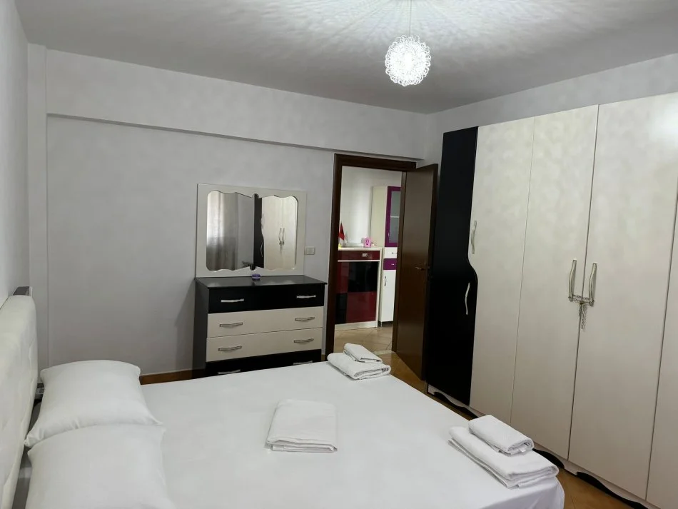 Tirane, shes 2+1 Kati 4, 96 m² 120.000 € (Kthesa e Kamzes)