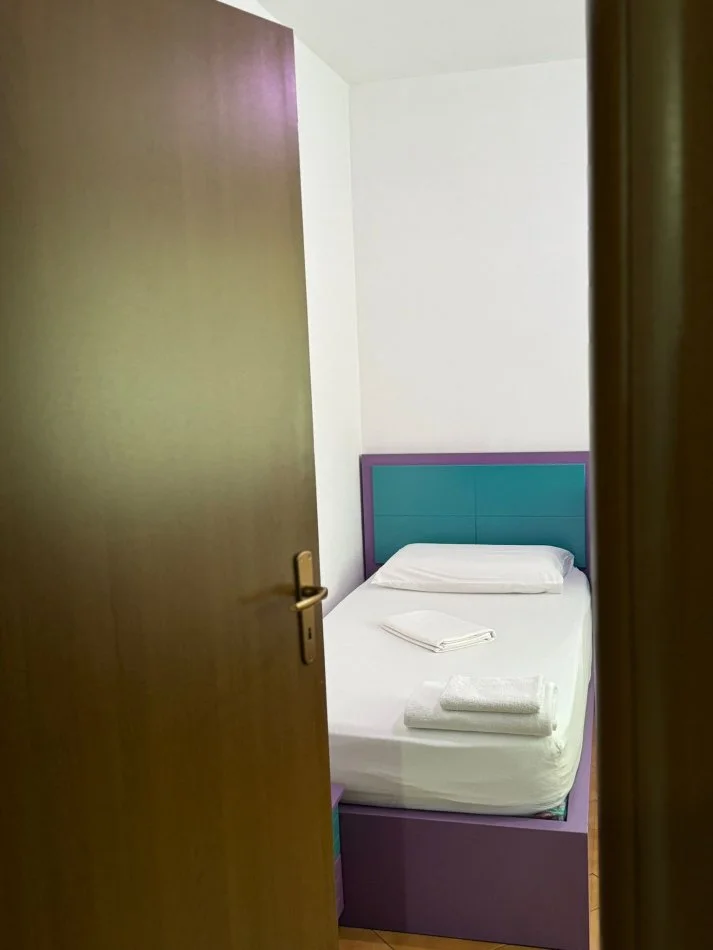 Tirane, shes apartament 2+1+Ballkon Kati 4, 96 m² (Kthesa e Kamzes)